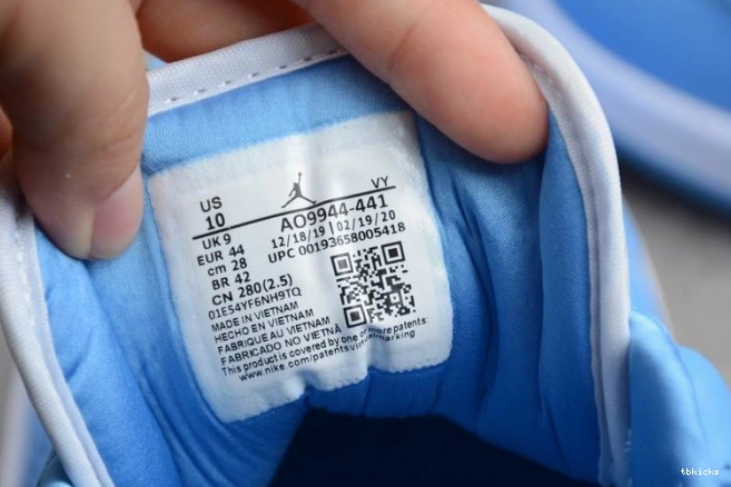 Rep TB Air 1 UNC AO9944-441 Jordan (W) Low 0721